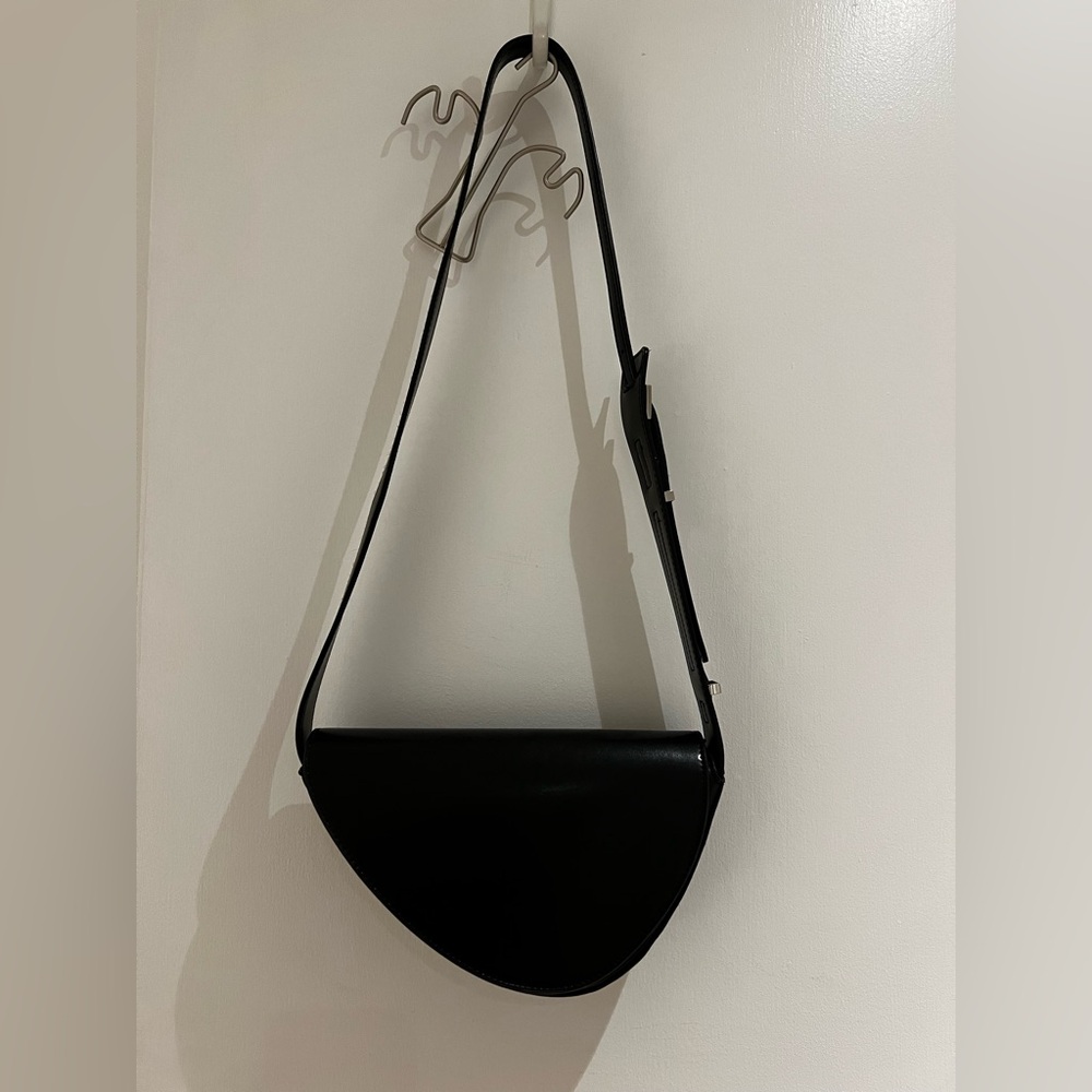 Zara Black Minimalist Shoulder Bag